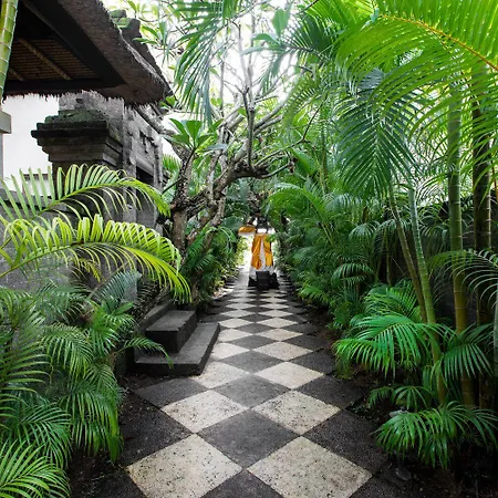 Villa Pantai Karang-3